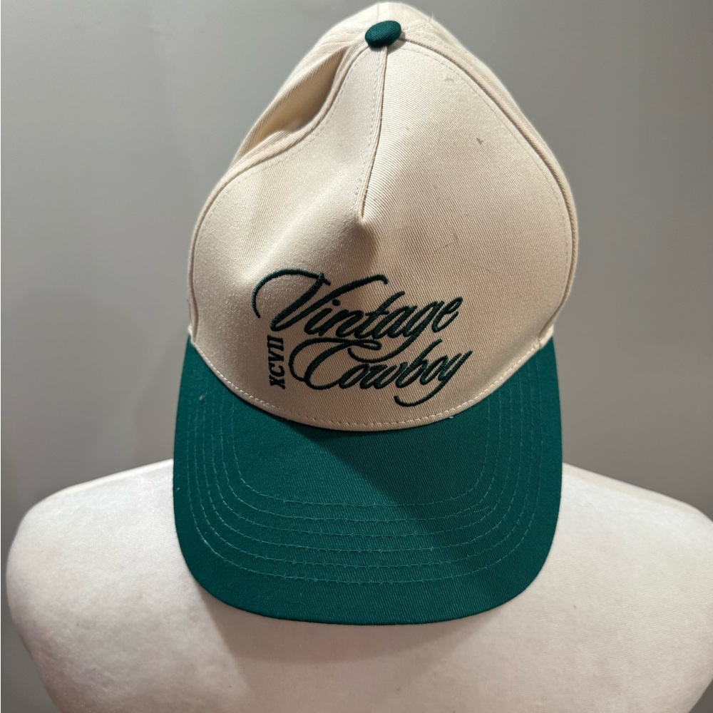 Vintage Cowboy Cap in Cream and Green